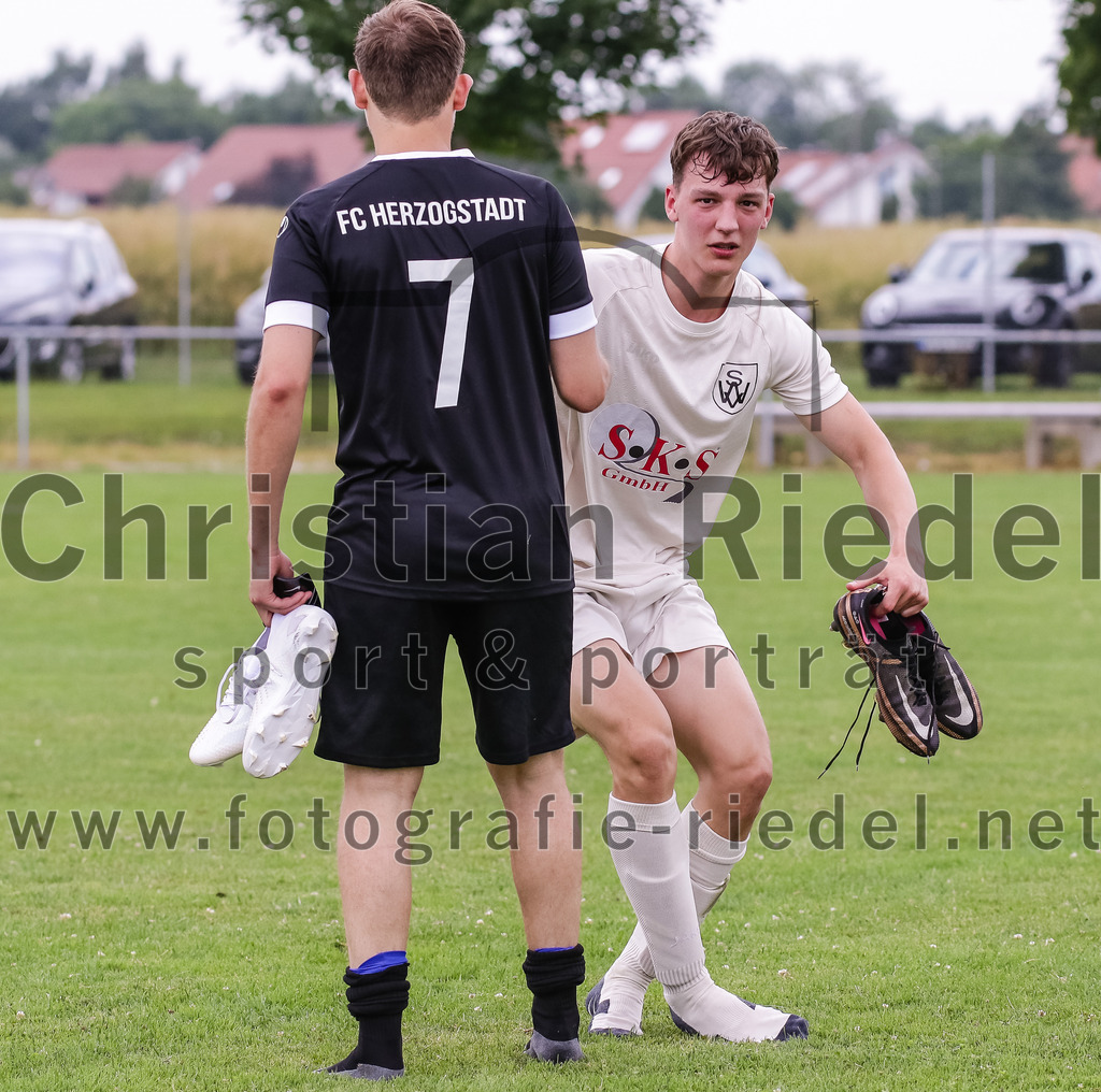 2023-07-02_119_SV_Walpertskirchen_II_gegen_FC_Herzogstadt_II | Walpertskirchen, Deutschland, 02.07.2023:
Fußball, A-Klasse 2023 / 2024, Testspiel, SV Walpertskirchen II gegen FC Herzogstadt II, Endergebnis: 2:0

Foto: Christian Riedel / fotografie-riedel.net