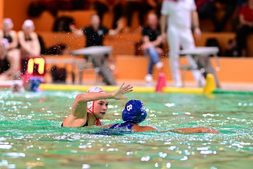 Wasserball I Frauen I Saison 2024-2025 I Bundesliga I 10. Spieltag I Eimsbütteler TV - Waspo 98 Hannover | Der Sportfotograf. - Realisiert mit Pictrs.com