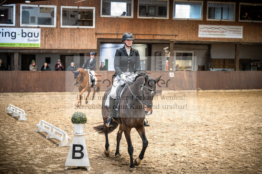 Hallenreittunier Voxtrup 2023 | Entdecke hochwertige Reitturnierfotos von Foto Oger. Professionell, emotional und authentisch – jetzt Lieblingsmomente im Shop bestellen.Deutschlandweite Turnierfotografie. - Realisiert mit Pictrs.com