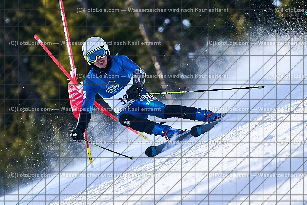 _ALP1358_FIS-Masters-GS-I_Glungezer_Novi Luca | FIS-MASTERS-WorldCup am Glungezer, GiantSlalom-I, Sa 17. Jänner 2026.