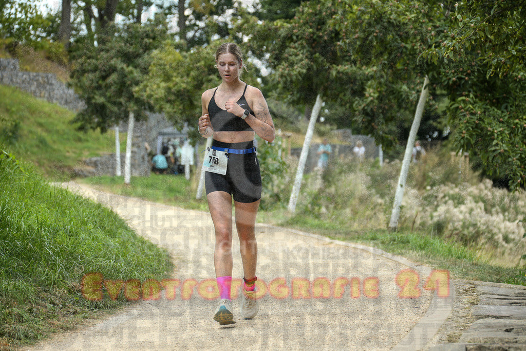250824_1517_EX1_8767 | Sportfotografie im Rhein-Sieg Kreis, Köln, Bonn, NRW, Rheinland Pfalz, Hessen, etc. Unser Tätigkeitsfeld umfasst den Laufsport vom Volkslauf über den Marathon, Duathlon, Triathon bis zum Ultralauf wie Kölnpfad Ultra oder Schindertrail.