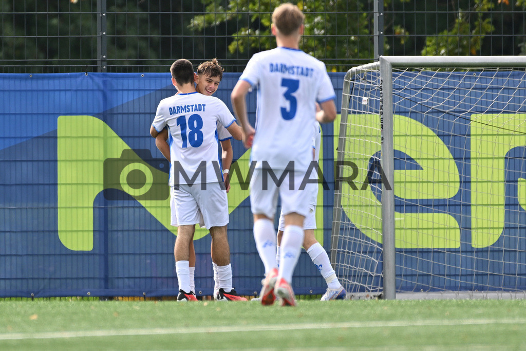 MW9_4692 | MWMARA - Realisiert mit Pictrs.com