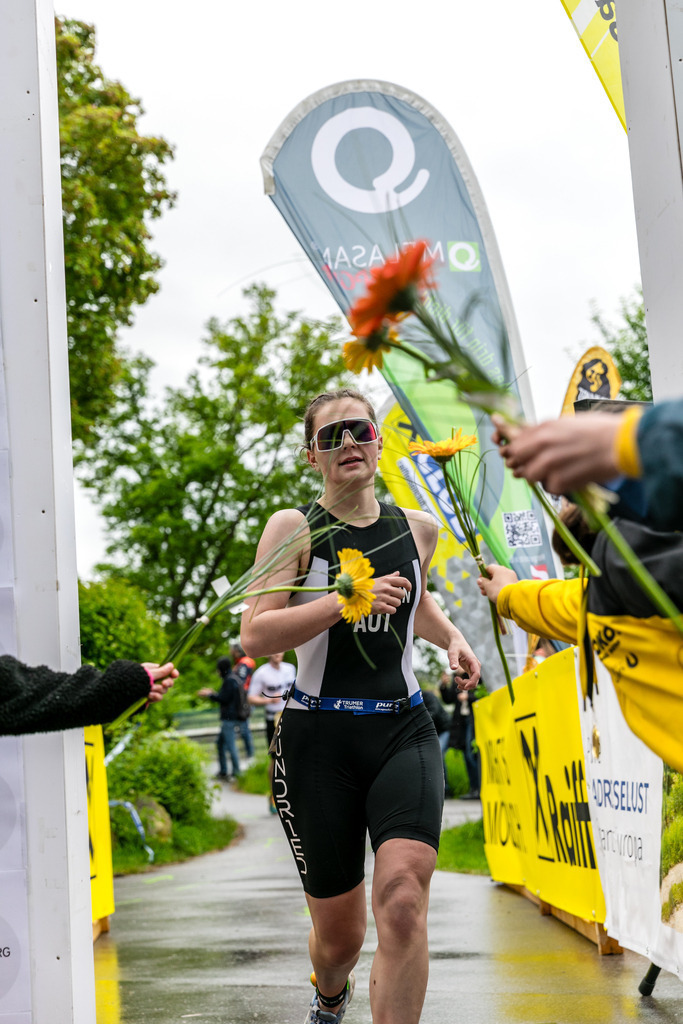 264_2025-05-25_Erwachsene | kc-photography - Realisiert mit Pictrs.com