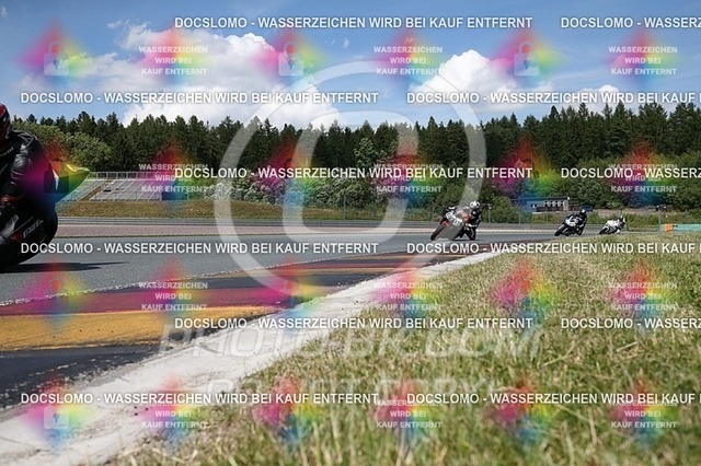 2016-07-01-PBK-4100 | Sportfotografie; SlowMotion; Video; Rennstrecke; Hafeneger; RSE; Speer; Trackday; Motorsportarena; Hockenheimring; Brno; Most; Barcelona; Valencia, Benny; Kaetzmer;