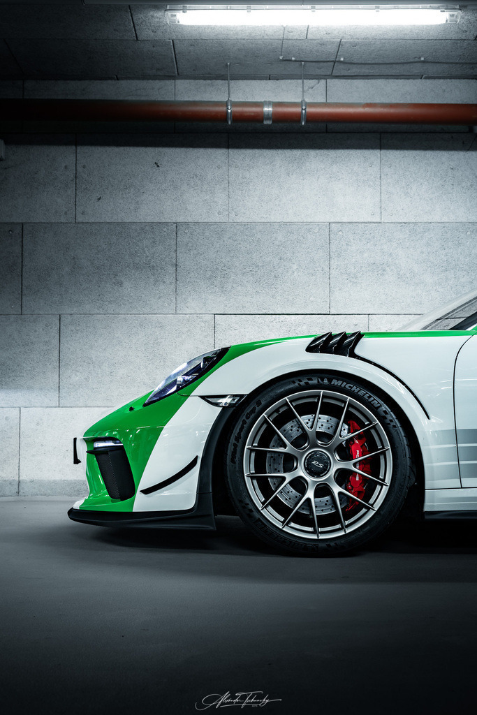 R6AT0312 _Alexander Tschuncky | Entdecken Sie die faszinierende Welt von Alexander Tschuncky Arts: Kreative Fotografie, atemberaubende Automobilkunst und hochwertiger Bilderdruck. Lassen Sie sich inspirieren! - Realisiert mit Pictrs.com