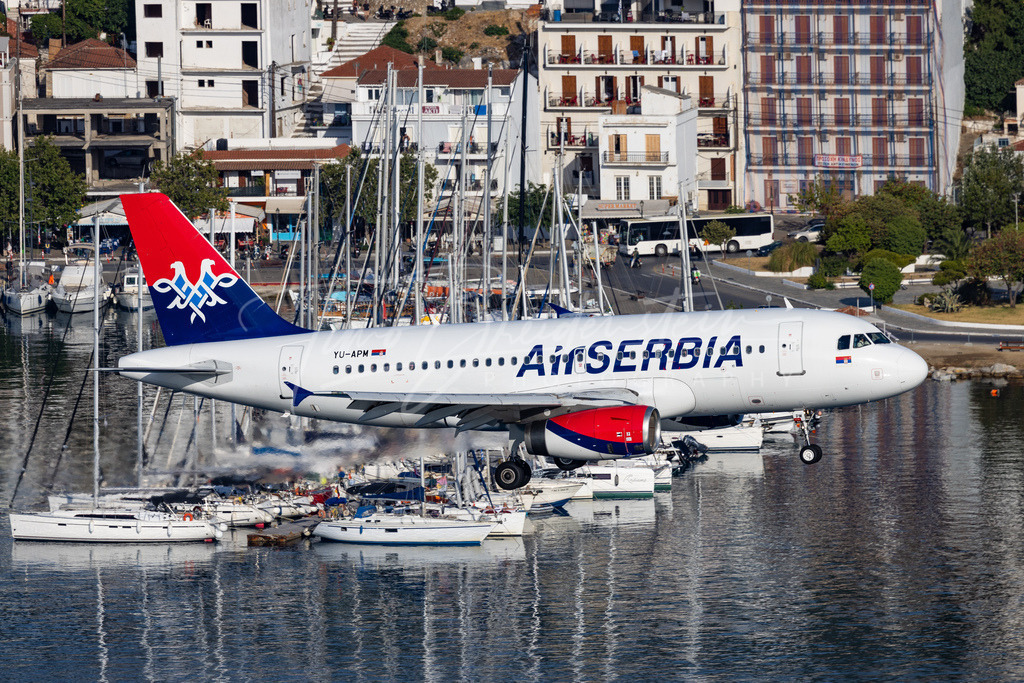 2N8A0558 Kopie | Buy high-quality aviation and travel photography prints by professional photographer Timo Breidenstein. Authentic images, professionally printed, worldwide shipping. - Realisiert mit Pictrs.com