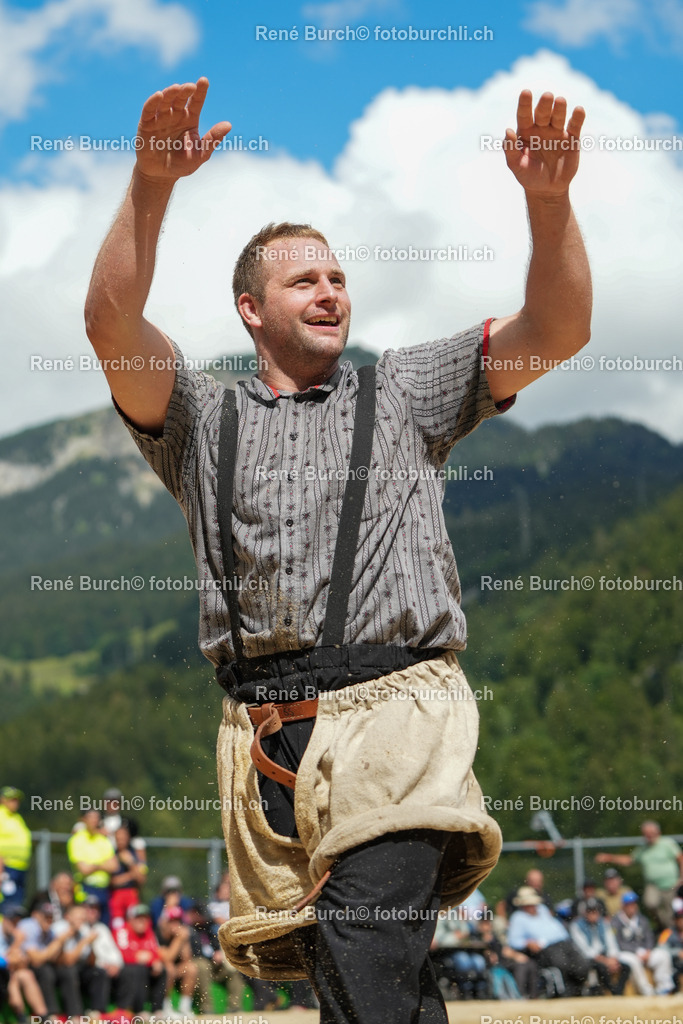 RB_03144 | René Burch leidenschaftlicher Fotograf aus Kerns in Obwalden.  Hier finden sie Sport, Landschaft und Natur Fotografie.
 - Realisiert mit Pictrs.com