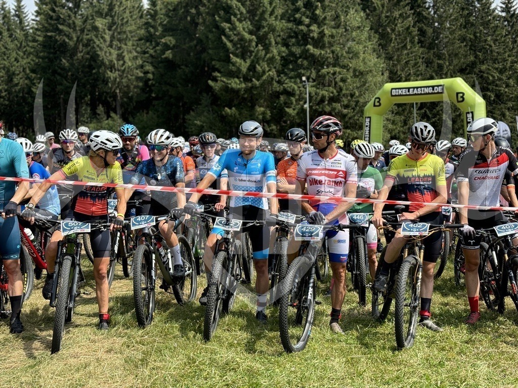 IMG_8204 | Fotogalerie der Treibjagd im Dunkelwald - Dein MTB Etappenrennen im Erzgebirge - Realisiert mit Pictrs.com