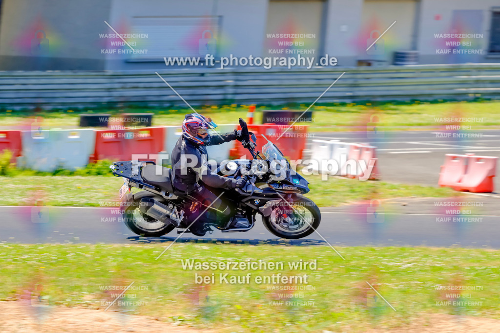 _MOT9350 | Hier findet Ihr Bilder von Touristenfahrten auf der Nürburgring Nordschleife oder von anderen Veranstaltungen die ich besucht habe. Viel Spass beim Durch Schauen 