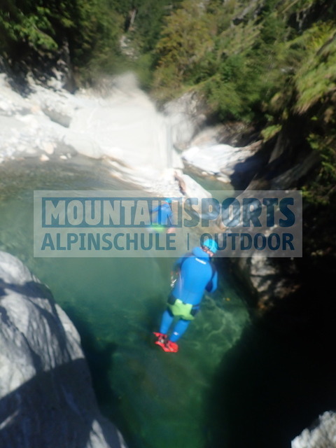 P9190020 | Bestelle die Bilder deines Berg- oder Wasser-Abenteuers mit Mountain Sports bequem von zu Hause aus direkt über unseren Online Fotoshop von pictrs.com. - Realisiert mit Pictrs.com