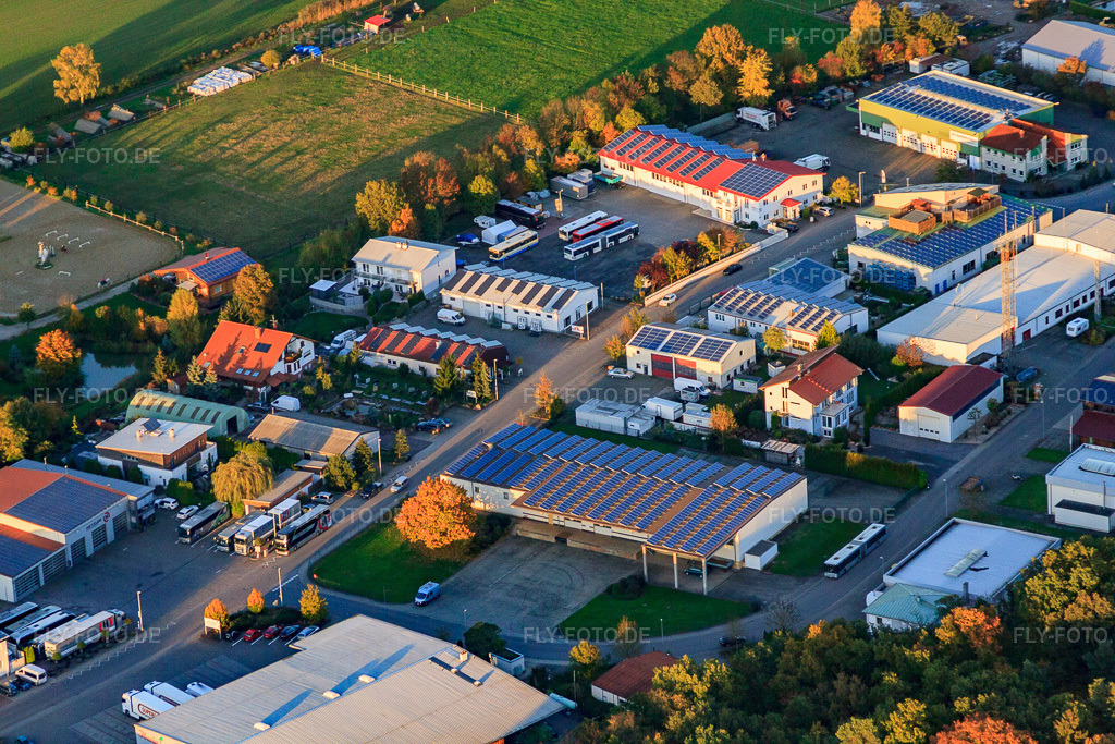 Luftbild: Industriegebiet Am Gäxwald mit Brüder Bauer GmbH in Herxheim bei Landau im Bundesland Rheinland-Pfalz in Deutschland. Foto: IMG_60726.jpg vom 24.10.2013 durch Werner Riehm/FLY-FOTO.deWeingut Emil Bauer & Söhne