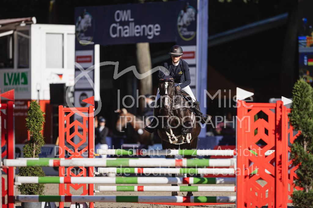 230908_OWLCh_AmateurS-115 | Deine schönsten Turniermomente als professionelle Fotos! Entdecke hochwertige Pferdesport-Fotografie im Online-Shop. Jetzt Fotos finden & bestellen!