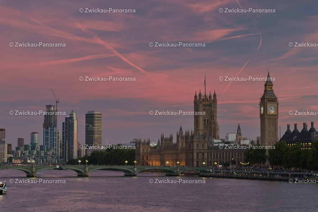 London Tower bridge | Urban. Natur. Panorama. Luftbild. 
Der Bildershop für aufregende Perspektiven!
Für Deko, Wandbild und Kalender!
Wir bringen LED-Bilder zum Leuchten!
