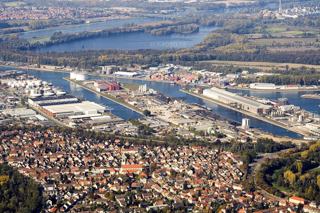 Luftbild: Karlsruhe Daxlanden und Hafen von Südosten im Ortsteil Daxlanden in Karlsruhe im Bundesland Baden-Württemberg in Deutschland. Foto: IMG_8687.jpg vom 14.10.2007 durch Werner Riehm/FLY-FOTO.de