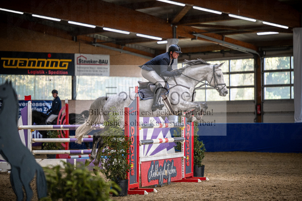 DOS_2743 | Entdecke hochwertige Reitturnierfotos von Foto Oger. Professionell, emotional und authentisch – jetzt Lieblingsmomente im Shop bestellen.Deutschlandweite Turnierfotografie. - Realisiert mit Pictrs.com