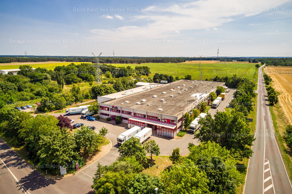 elis Zerbst-60-0014 | Die Magdeburger Platte® - das sind die schönsten Luftbilder von Magdeburg & Sachsen-Anhalt auf Acryl, Leinwand oder zum Download. Das ist Luftbildfotografie & Luftbildaufnahmen mit Drohne & Flugzeug.  - Realisiert mit Pictrs.com