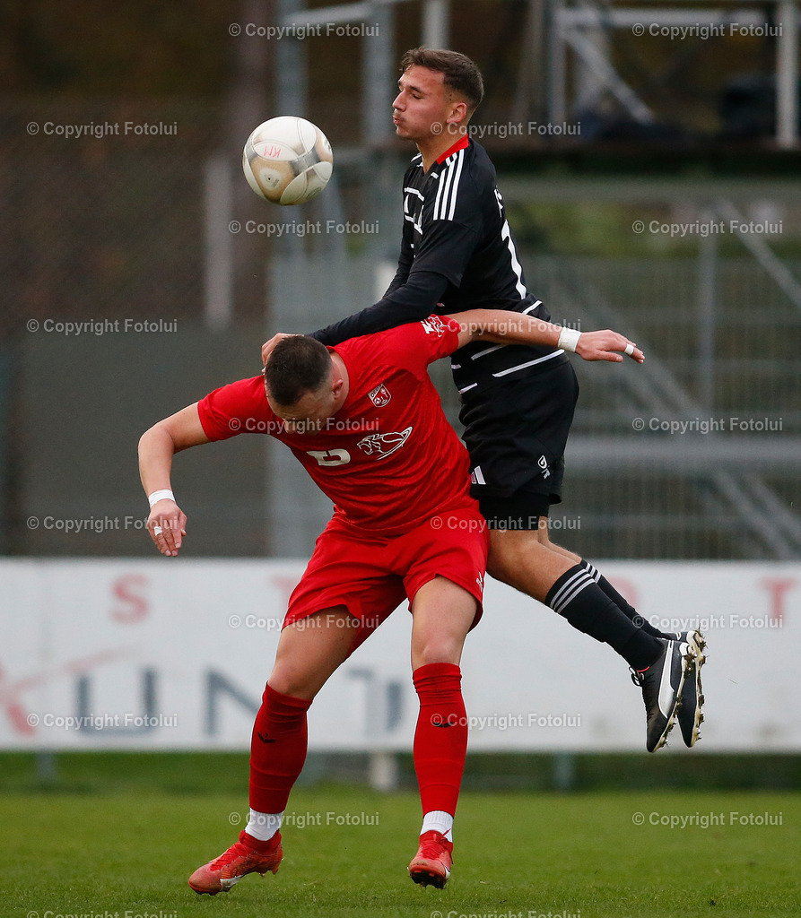 A_LUI_021124_0000008 | SPORT FUSSBALL REGINALLIGA MITTE 02.11.2024 ASKOE OEDT-LASK II IM BILD: NENAD VIDACKOVIC (OEDT) UND (LASJK II) FOTO:FOTOLUI