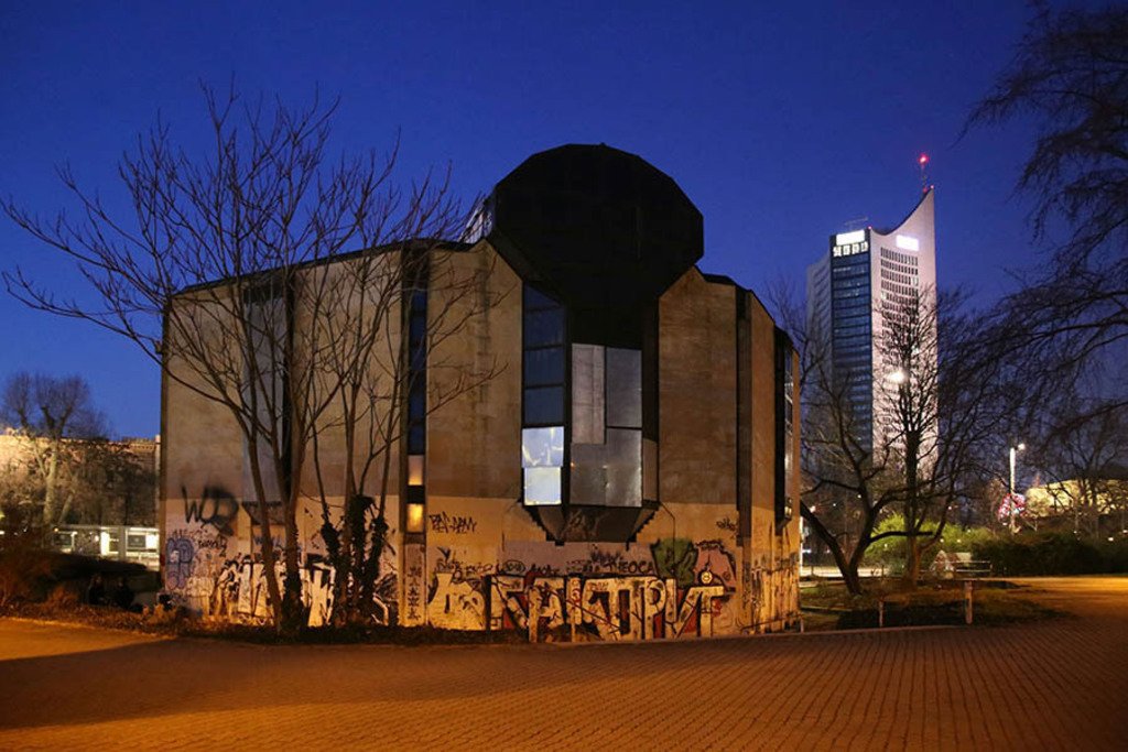 Foto: Leipzig - Bowlingtreff Leipzig - 2024 | Das Team hinter BILDLEXIKON LEIPZIG bündelt historische wie aktuelle Informationen über die Stadt Leipzig in Text und Bild auf einer Plattform und stellt diese der interessierten Öffentlichkeit zur Verfügung.