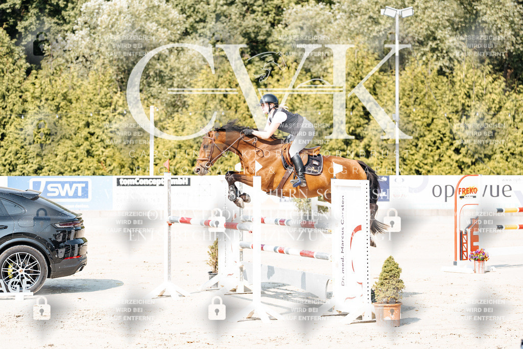 CK902399 | Turnierfotografie Pferdefotografie Trier Rheinland-Pfalz Pferdesport Reitsport Tierfotografie Sportfotografie Pferdevideo Pferdevideografie Equestrianvideography equestrianphotography  - Realisiert mit Pictrs.com