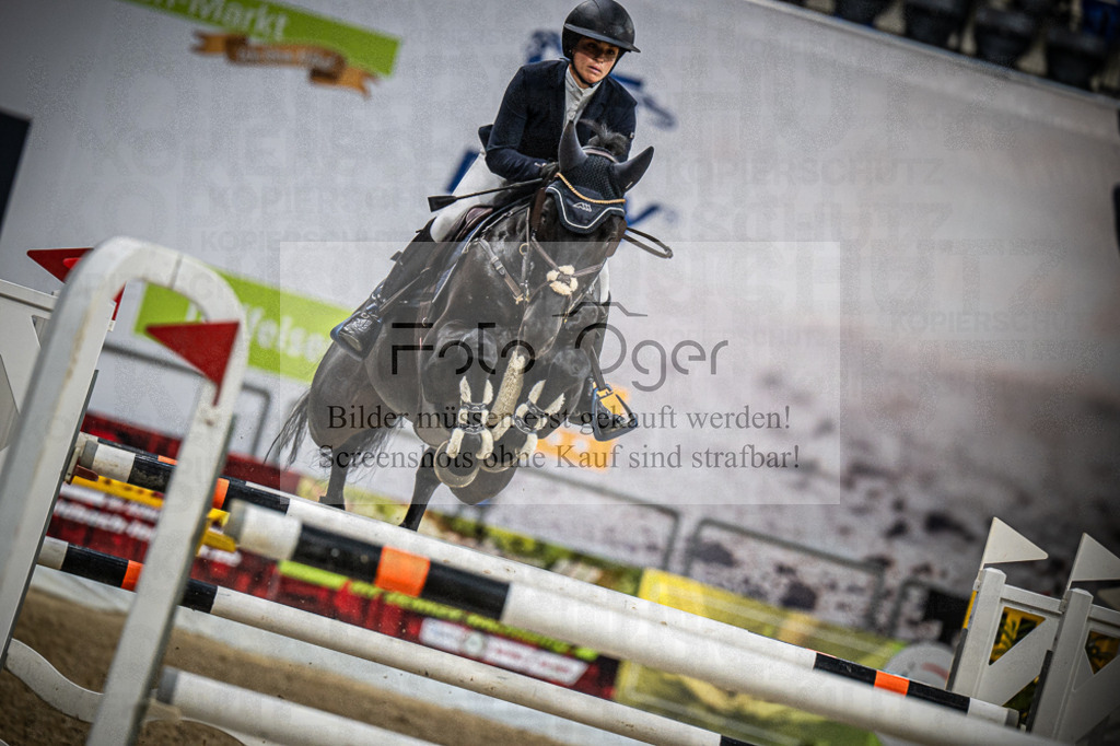 DOS_2316 | Entdecke hochwertige Reitturnierfotos von Foto Oger. Professionell, emotional und authentisch – jetzt Lieblingsmomente im Shop bestellen.Deutschlandweite Turnierfotografie. - Realisiert mit Pictrs.com