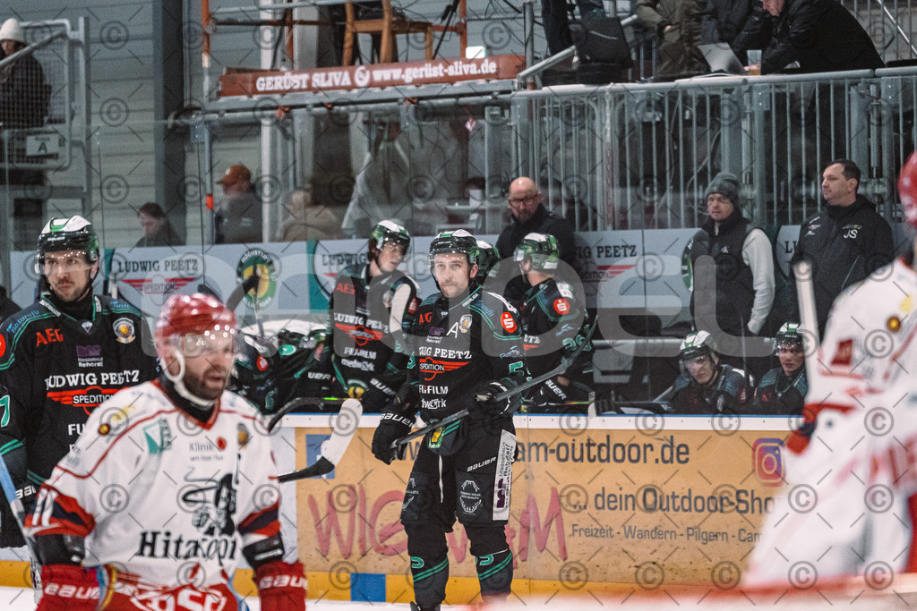 Alligators_vs_Deggendorf_23_01_2026-49 | Höchstadt Alligators Fotogalerie: Eishockey-Action aus Franken. Professionelle Spielfotos, Portraits & Stadionbilder zum Download. Jetzt entdecken! - Realisiert mit Pictrs.com