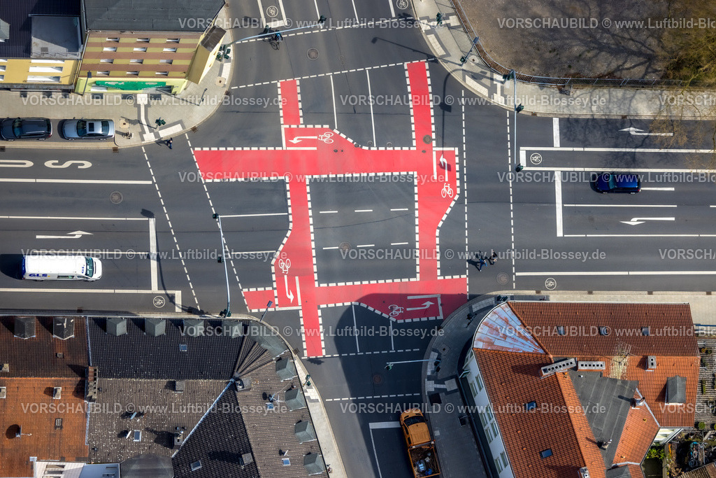 Witten230402425 | Luftbild, Radwegmarkierung, Kreuzung Ardeystraße und Pferdebachstraße, Witten, Ruhrgebiet, Nordrhein-Westfalen, Deutschland