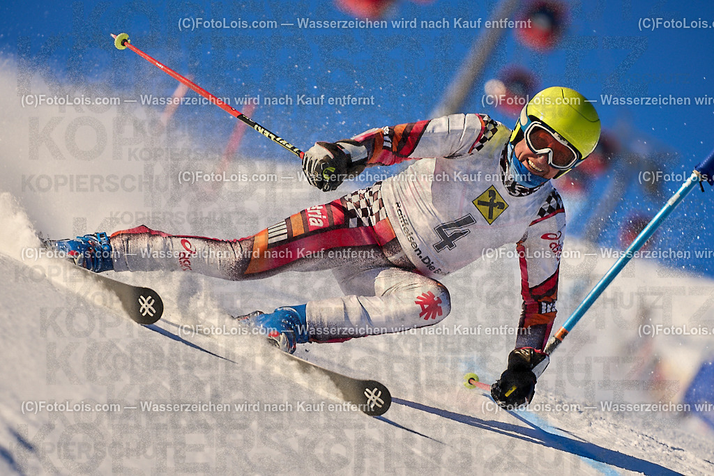 ALP2376_MASTERS-Cup_GS-B Herrn_Eberl Michael | (C)FotoLois.com, Alois Spandl. FIS Masters-Cup Wildschönau, Giant Slalom auf der Piste Schatzberg GS, Siegerehrung auf dem Dorfplatz Niederau, Sa 13. Januar 2024.