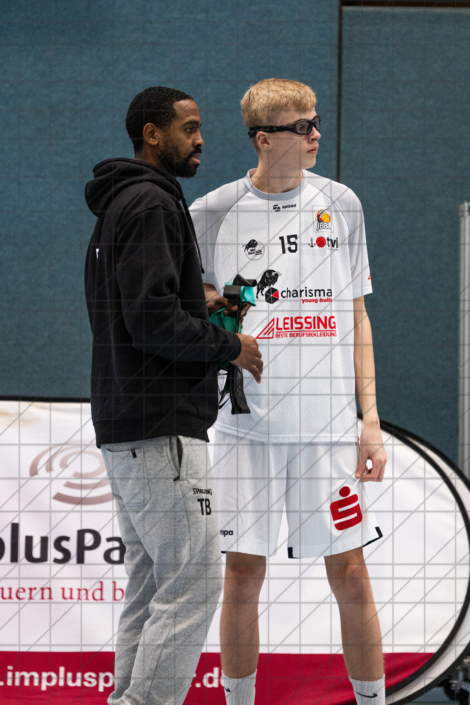 JBBL 24/25 | 23.11.2024 | Charisma Young Bulls vs. UBC Münster  | JBBL 24/25 | 23.11.2024 | Charisma Young Bulls vs. UBC Münster - - - - - CREDIT, www.bullenfotos.de, Martin König, Hörner Weg 40, D-49078 Osnabrück, +4917663732967, Nutzung und Weitergabe nur zu den vereinbarten Zwecken. Presseanfragen an Urheber. Alle Rechte beim Urheber. - - - - - - Realisiert mit Pictrs.com