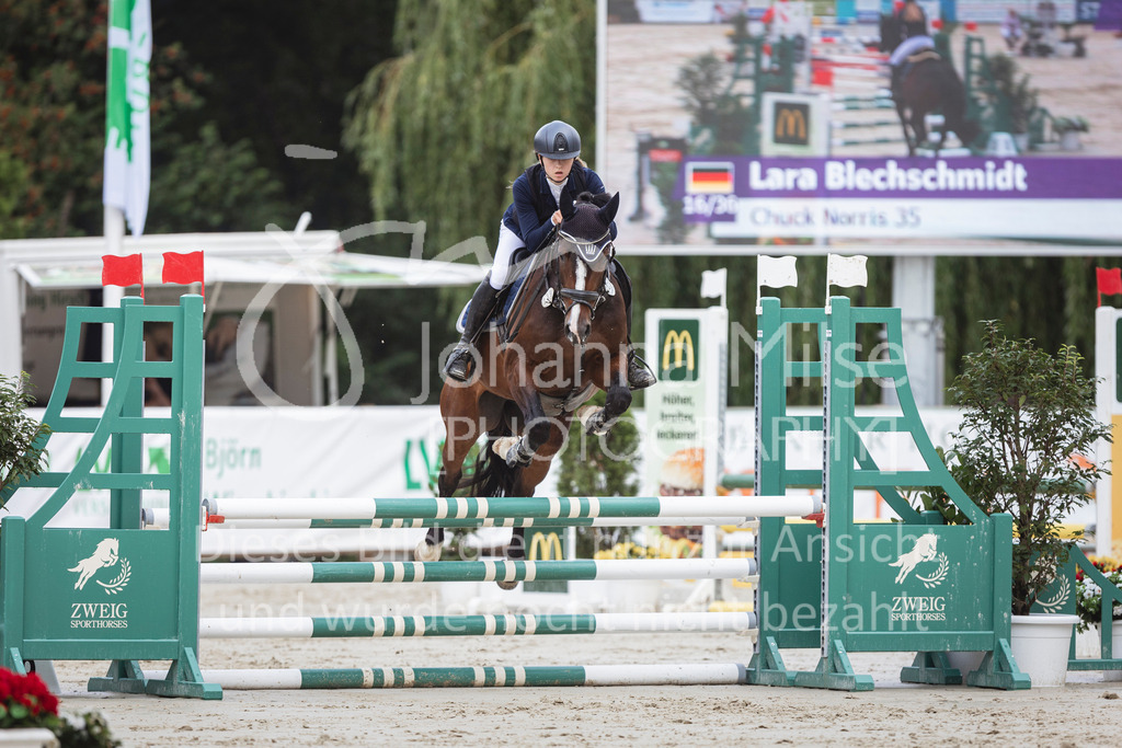 240711_BHO_Stil-A1-2-239 | Deine schönsten Turniermomente als professionelle Fotos! Entdecke hochwertige Pferdesport-Fotografie im Online-Shop. Jetzt Fotos finden & bestellen!