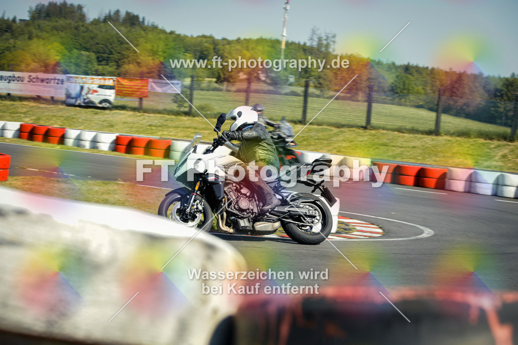 OBK_Mai_Volker_Adam-10340 | Hier findet Ihr Bilder von Touristenfahrten auf der Nürburgring Nordschleife oder von anderen Veranstaltungen die ich besucht habe. Viel Spass beim Durch Schauen 