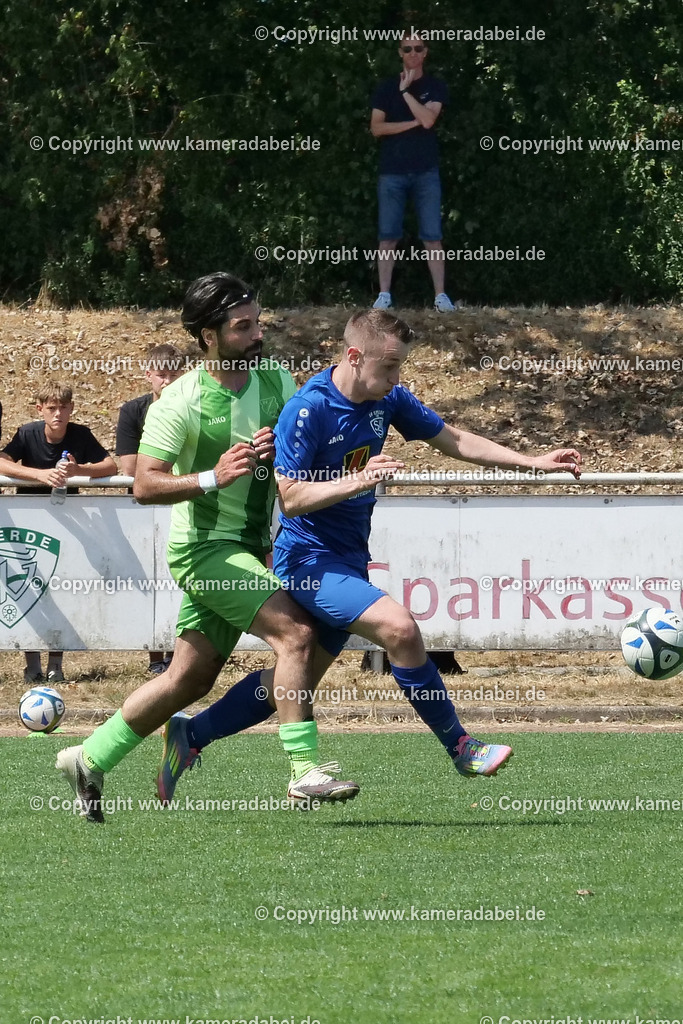 Fußball : Voerder Stadtmeisterschaft am 01.08.2026 auf der Anlage des TV Voerde mit SV 08/29 Friedrichsfeld, SV Spellen und dem TV Voerde. Der STV Hünxe vervollständigt als 4. Mannschaft das Turnier. | Fußball : Voerder Stadtmeisterschaft am 01.08.2026 auf der Anlage des TV Voerde mit SV 08/29 Friedrichsfeld, SV Spellen und dem TV Voerde. Der STV Hünxe vervollständigt als 4. Mannschaft das Turnier. - Realisiert mit Pictrs.com