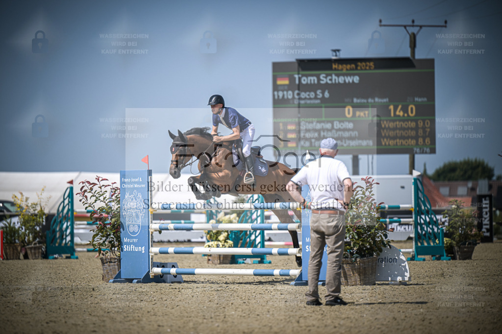 DOS_4120 | Entdecke hochwertige Reitturnierfotos von Foto Oger. Professionell, emotional und authentisch – jetzt Lieblingsmomente im Shop bestellen. - Realisiert mit Pictrs.com