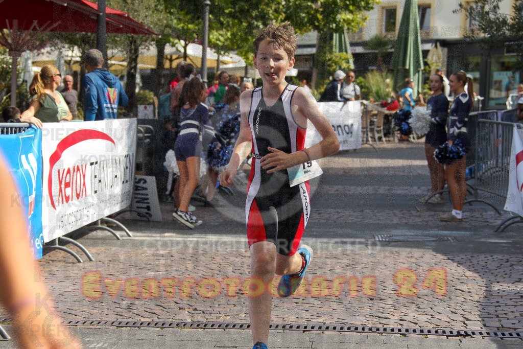 250824_1151_EV4_9087 | Sportfotografie im Rhein-Sieg Kreis, Köln, Bonn, NRW, Rheinland Pfalz, Hessen, etc. Unser Tätigkeitsfeld umfasst den Laufsport vom Volkslauf über den Marathon, Duathlon, Triathon bis zum Ultralauf wie Kölnpfad Ultra oder Schindertrail.