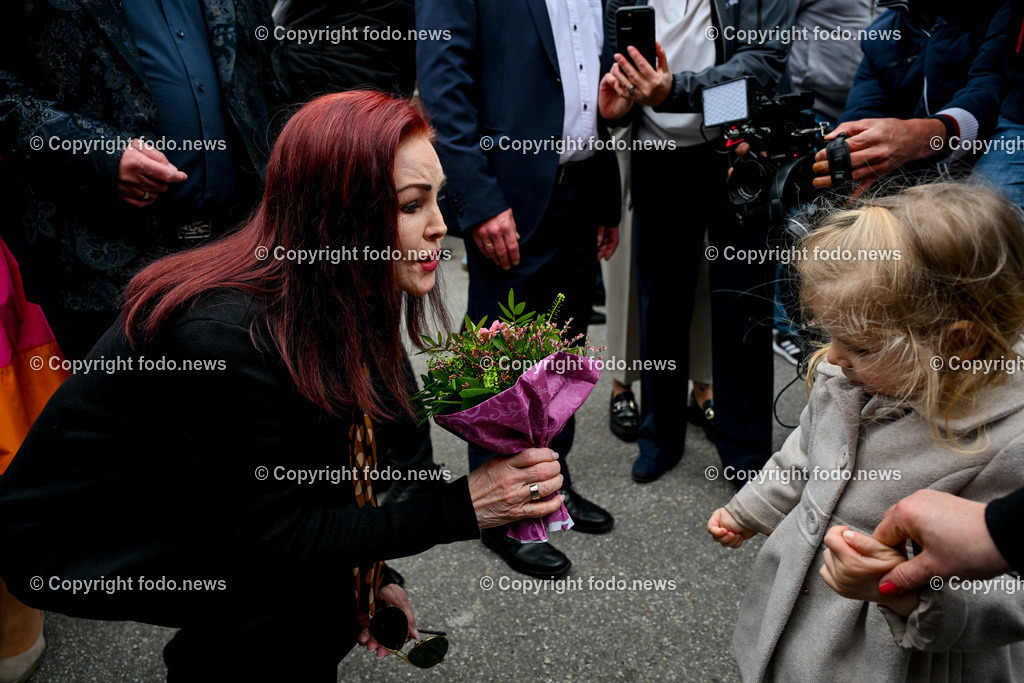 Priscilla Presley bei Guschlbauer_ 24.03.2025-17 | 24.03.2025, ST.WILLIBALD, AUT, im Bild Priscilla Presley bei Guschlbauer mit Aurelia