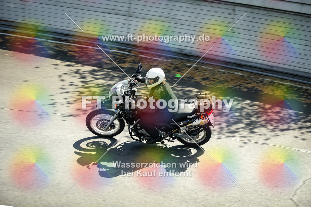 OBK_Mai_Martina_Markus-10825 | Hier findet Ihr Bilder von Touristenfahrten auf der Nürburgring Nordschleife oder von anderen Veranstaltungen die ich besucht habe. Viel Spass beim Durch Schauen 