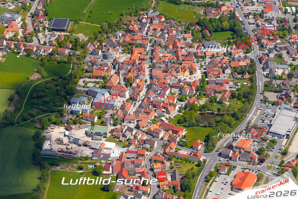 Das Luftbild der Stadt Burgebrach wurde 2019 vom Flugzeug heraus erstellt (keine Drohne) Aufnahmehöhe ca.400 Meter- hohe Auflösung- beste Druck-Qualität garantiert!