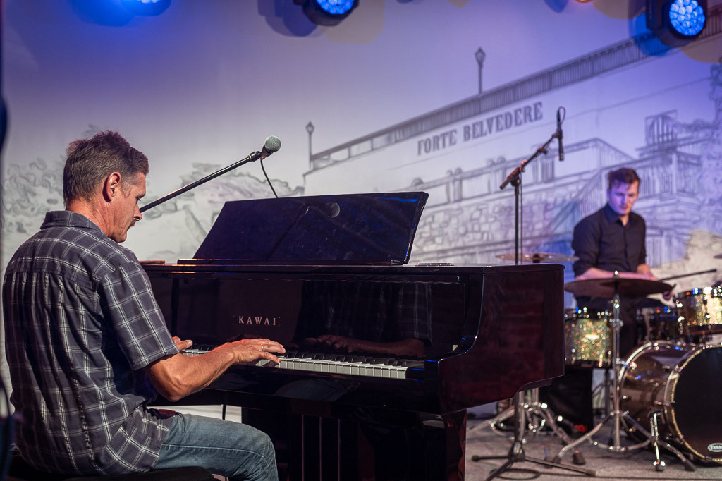 Karaoke mit Liveband | Karaoke mit Forster Family im Forte Belvedere Leisnig zum Festival Hallo Leisnig 2022. - Realisiert mit Pictrs.com