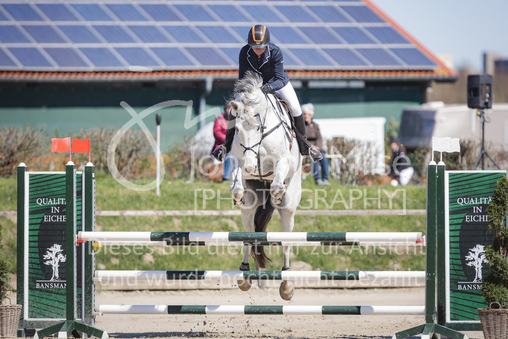 220416_3_A-Springen-325 | Frühlingsfest der Pferde
Herford
16.April 2022
03/1 Sprigprüfung mit steigenden Anforderungen Kl. A** geschlossen 0-43 RLP