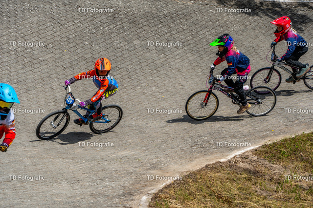 BayBMX2026-05524 | Fotogalerie von Thomas Dettweiler mit Eventbildern und lizenzfreien Fotos. Perfekt als Wandbild, für Büro, Website oder private Nutzung. - Realisiert mit Pictrs.com