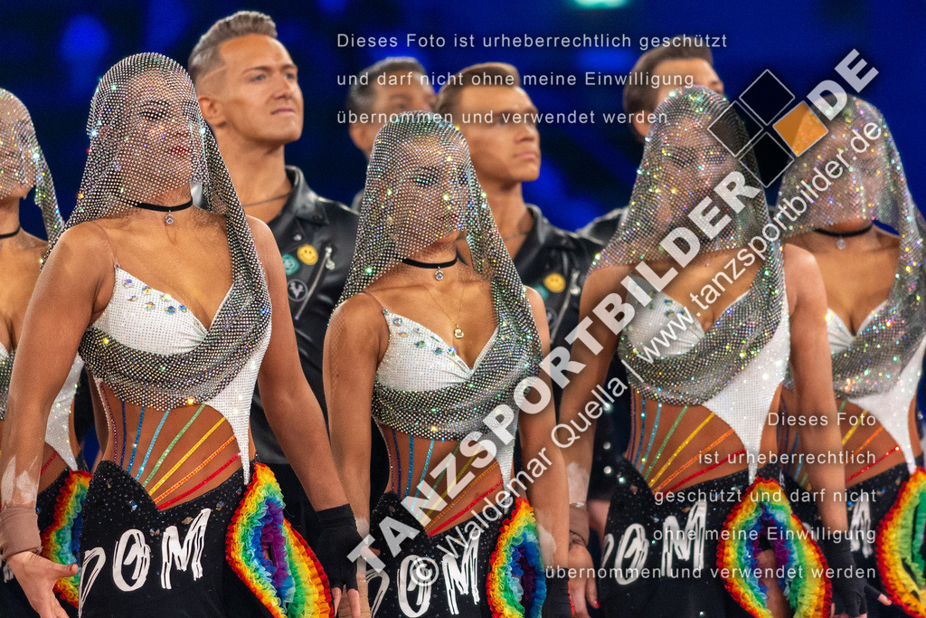 20231111-04977 | Hier finden Sie Tanz Bilder vom Latein und Standard Formationen tanzen. Sportbilder vom Tanzsport. Schöne Fotos und von Weltmeisterschaft, Europameisterschaft, Bundesliga, Regionalliga, Oberliga und Landesliga sowie von GOC Stuttgart, DanceComp, WM Bremen