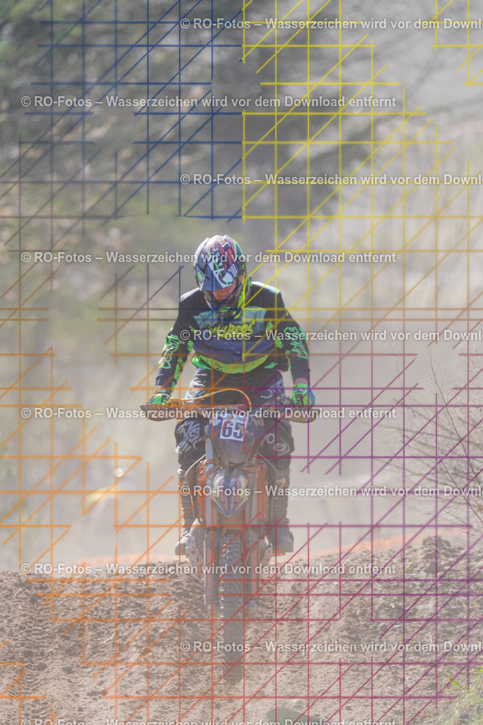 3 Lauf Mernes-1274 | Sportfotografie von RO-Fotos: Motorsport, Motocross, Enduro, Laufveranstaltungen und Triathlon. Professionelle Fotos von Sportlern und Events. - Realisiert mit Pictrs.com