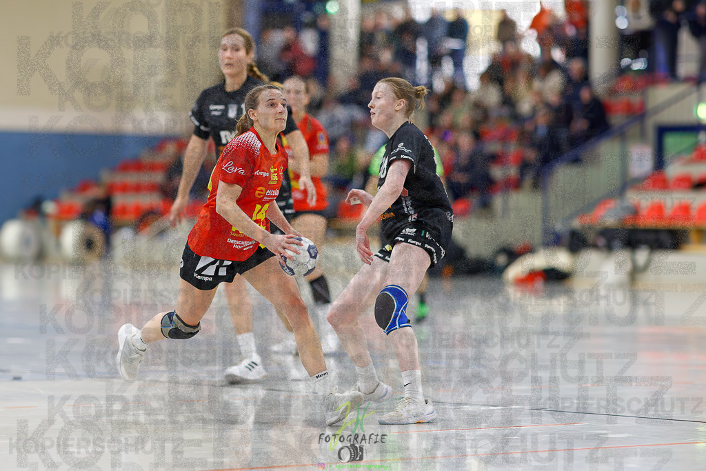 Frauen Regionalliga (HHV); HSG Wettenberg - HSG Twistetal | Frauen Regionalliga (HHV); HSG Wettenberg - HSG Twistetal am 08.11.2025 in Launsbach (Wettenberg) (Halle GS Launsbach (Wettenberg))Photo © 2025 - Jörg Heinrich - Realisiert mit Pictrs.com