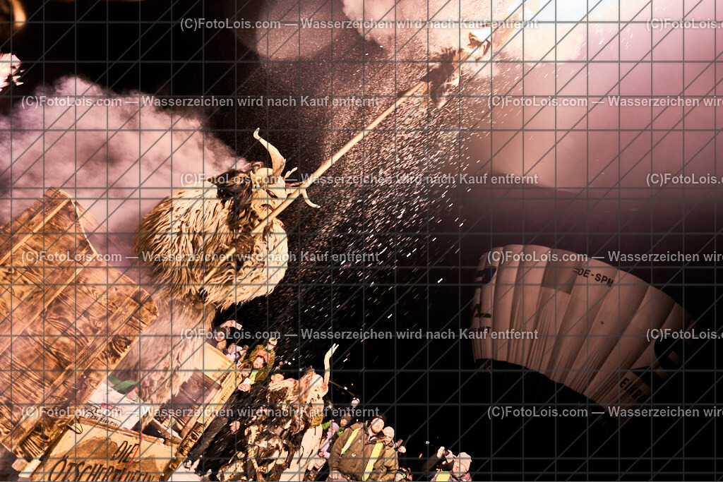 ALP5216_Nacht der Ballone_Gaminger Oetscherteufeln | NACHT DER BALLONE in Lackenhof am Ötscher, Sa 28. Dezember 2024.Mit einer Schauübung der Bergrettung Lackenhof, dem Ballonclub Ötscherland und den Gaminger Ötscherteufeln unter Zusammenarbeit mit der FF Lackenhof, dem Musikverein, dem Pensionistenverband, dem CampingClub, der Schirmbar und Konditorei Czihak, der Fuchswaldhütte und der Pizzeria Venezia, die für die Verköstigung sorgten, sowie der Ötscherliftgesellschaft, der Gemeinde Gaming und dem Ötscher-Tourismusverband.