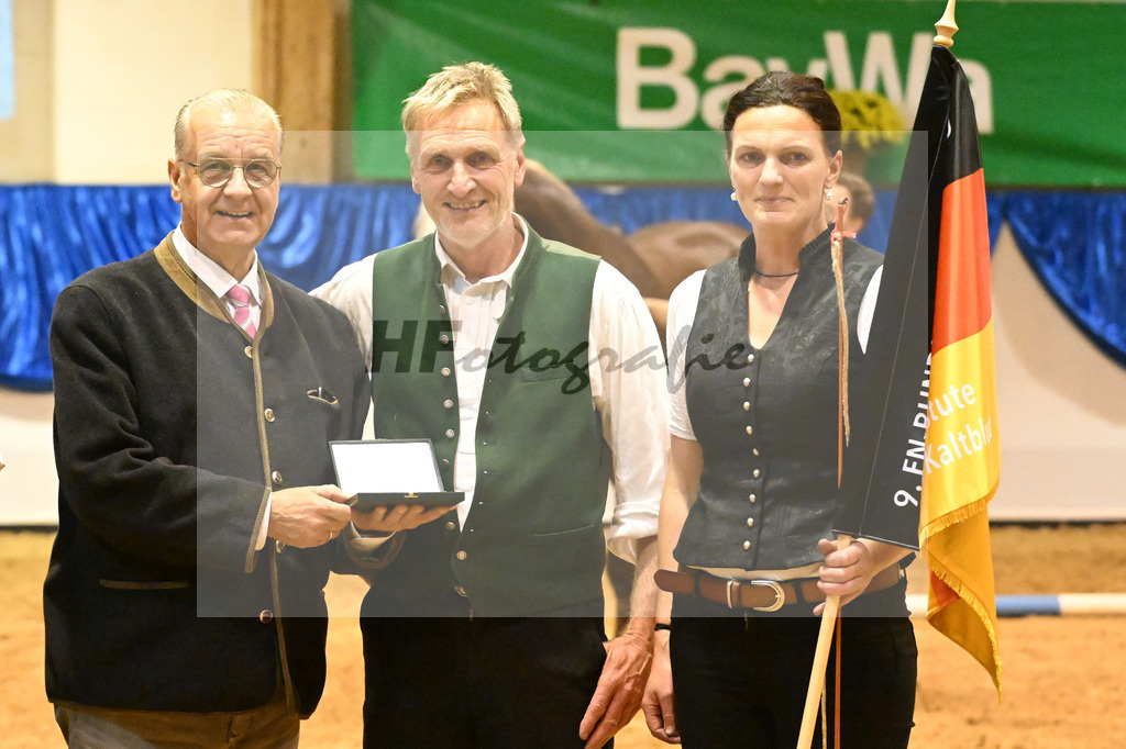 Kat-Nr. 85 Monarchin_Bachmair_53221456 | hf-fotografie - Realisiert mit Pictrs.com