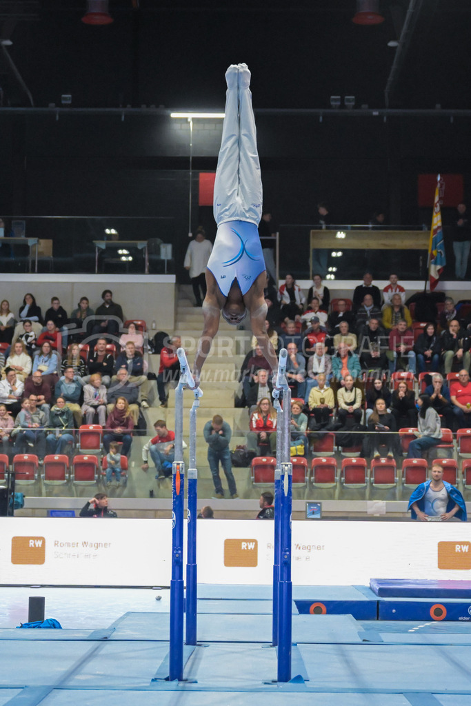Schweizer Meisterschaften Kunstturnen Mannschaften Männer (A) - 22. November 2025 | Schweizer Meisterschaften Kunstturnen Mannschaften Männer (A)AXA Arena, WinterthurBild: Sportfotografie Markus Aeschimann | www.markus-aeschimann.ch - Realisiert mit Pictrs.com