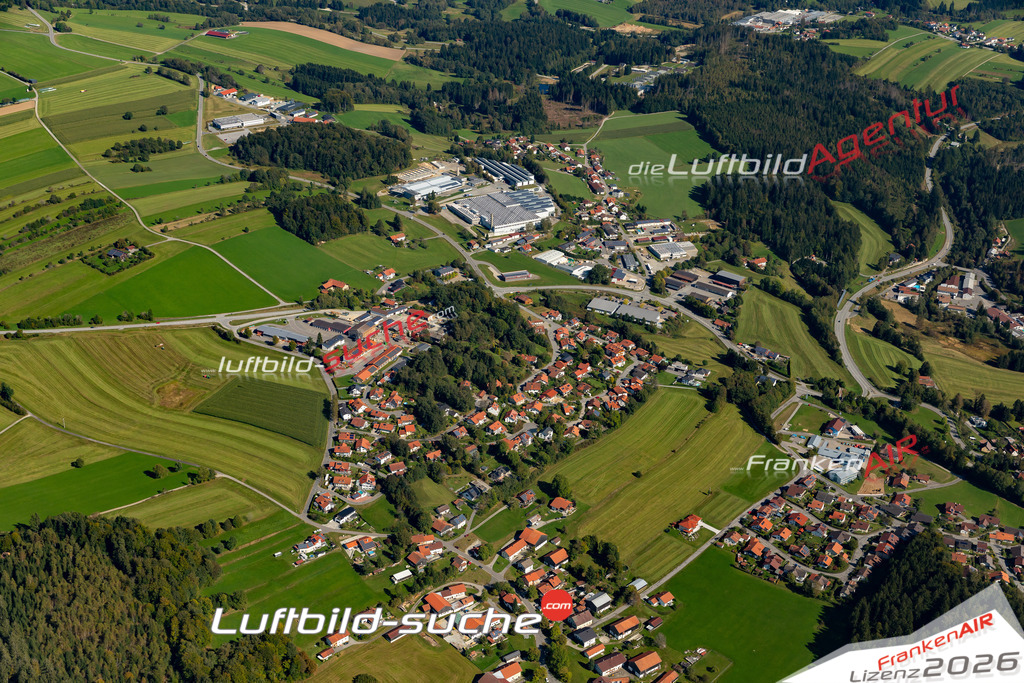 Aktuelles Luftbild von Ahornöd Freyung Kauf mit Lizenz / Bildrechten möglich- Die Luftaufnahme wurde 2021 mittels UL-Flugzeug erstellt ( keine Drohne ) - hochauflösende Kamera-Systeme von  Canon -Beste Qualität - Für grossformatige Ausdrucke geeignet. Die Geschenkidee !