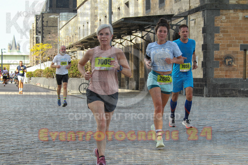 250920_1454_EV4_7498 | Sportfotografie im Rhein-Sieg Kreis, Köln, Bonn, NRW, Rheinland Pfalz, Hessen, etc. Unser Tätigkeitsfeld umfasst den Laufsport vom Volkslauf über den Marathon, Duathlon, Triathon bis zum Ultralauf wie Kölnpfad Ultra oder Schindertrail.