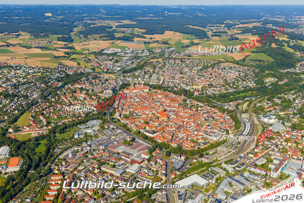 Luftaufnahme der Stadt Amberg - Die Luftaufnahme wurde 2025 vom UL-Flugzeug heraus erstellt ( keine Drohne ) - Hochauflösende Luftaufnahme - für professionelle Ausdrucke geeignet. Die Geschenkidee !Mit Lizenz und Bildrechte bestellbar