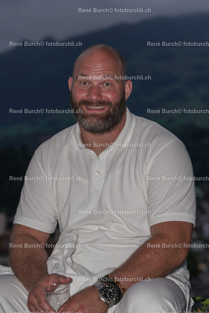 DSC08244-2 | René Burch leidenschaftlicher Fotograf aus Kerns in Obwalden.  Hier finden sie Sport, Landschaft und Natur Fotografie.
 - Realisiert mit Pictrs.com