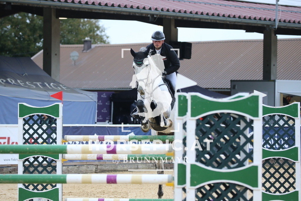 DL2Q2688 | Willkommen bei Brunnmayr - Design & Fotografie – Ihrem Spezialisten für Reitturniere und Pferdeveranstaltungen in Oberösterreich, Salzburg und Bayern! Seit über 17 Jahren sind wir leidenschaftlich dabei.